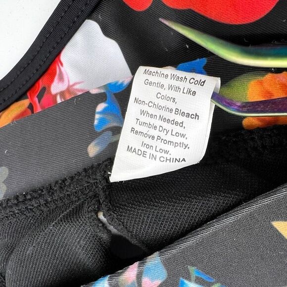 Black and Red Floral Bikini with Mesh Accents Size Medium Unbranded - Picture 12 of 16